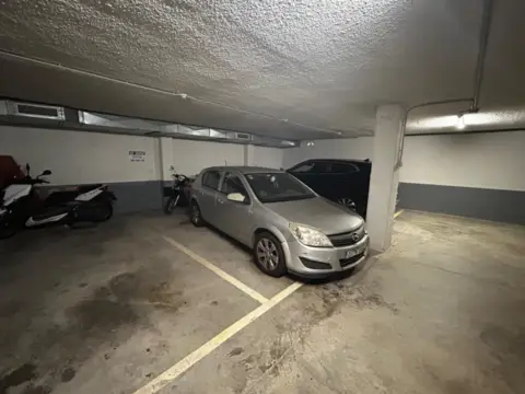 Garaje en calle de Olaketa, 11