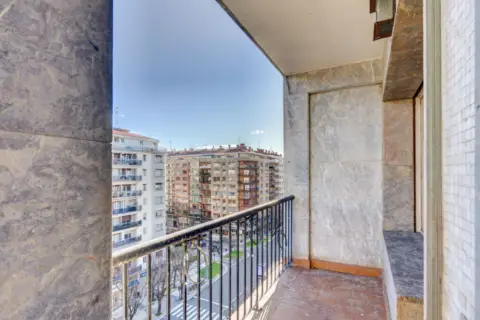 Piso en Avenida de Madrid