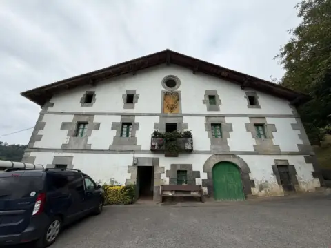 Casa unifamiliar en calle de Olotza Ballara