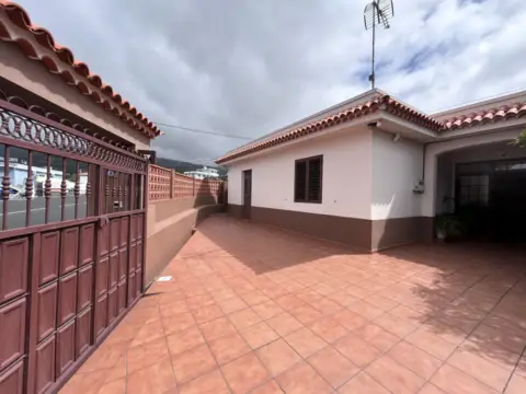 Chalet unifamiliar en Carretera General Padrón