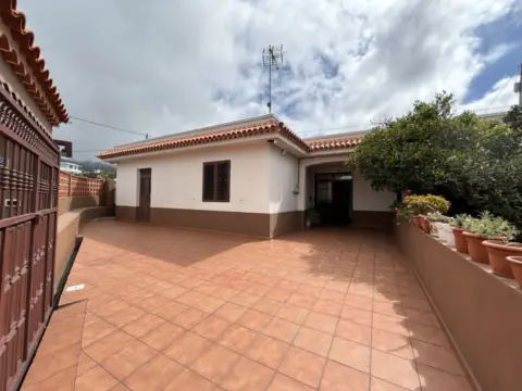 Chalet unifamiliar en Carretera General Padrón