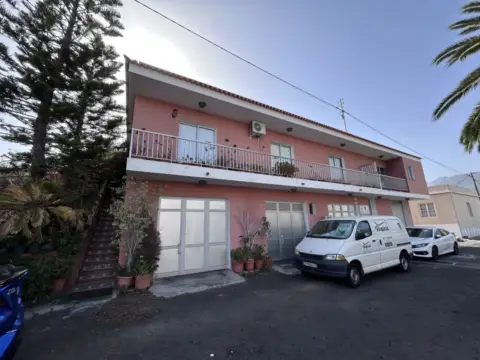 Casa en calle San Nicolás