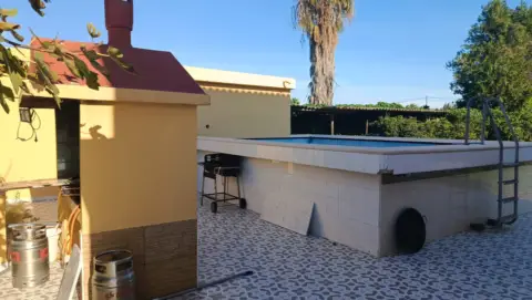 Casa unifamiliar en Camino del Motor Bertomeu, 1