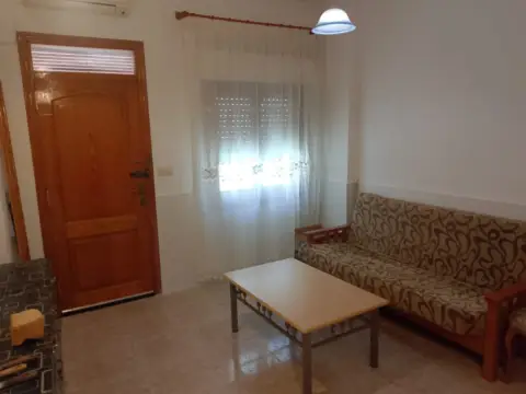 Casa adosada en calle de Aurora, 5