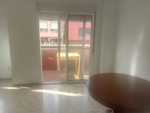 Piso en Carrer de la Gran Via de les Germanies, 64