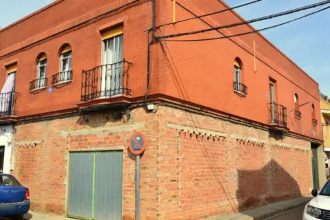 Casa pareada en calle de Nuestra Señora del Pilar