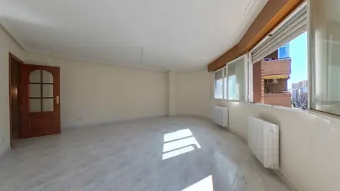 Piso en Avenida de Pío XII, 76