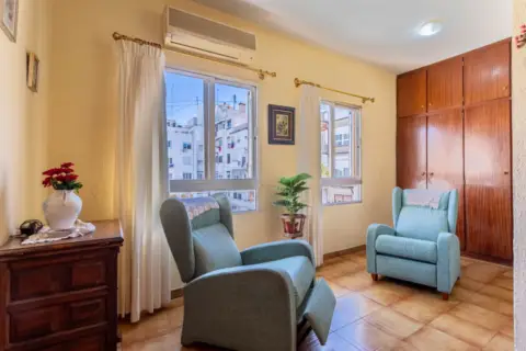 Piso en Carrer de l'Almirall Cadarso