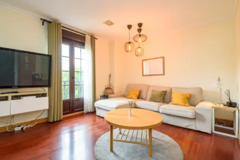 Casa en Plaza de Carbayedo