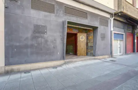 Nave comercial en Carretera de Castela, 411