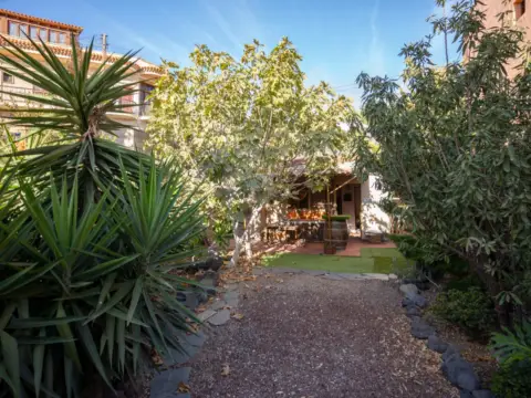 Casa en calle Anastasio Bravo Figueroa