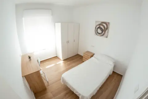 Habitación en Carretera de Orihuela-Beniel, 3