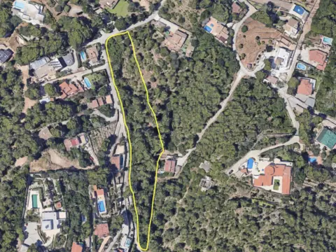 Terreno en calle de los Peixos, 1