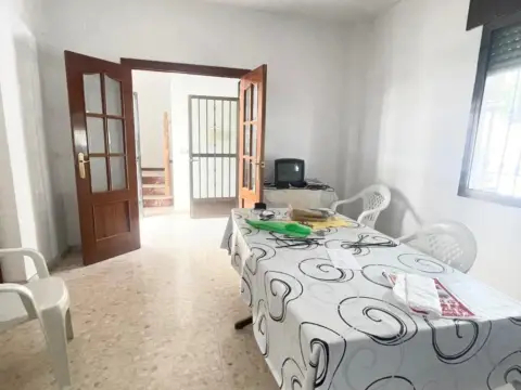 Casa en Avenida de Castro del Río