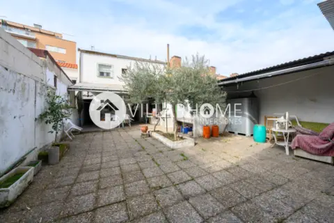 Chalet adosado en calle del Cerro de Valdecahonde, 23