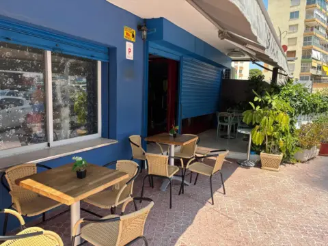 Local comercial en Avenida de la Rosa de los Vientos, 11