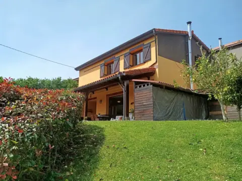 Casa en calle Agirre, nº 13