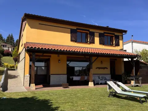 Casa en calle Agirre, nº 13