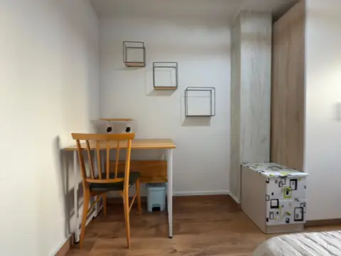 Habitación en calle de Pradilla
