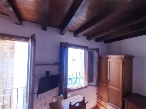 Estudio en calle Honda de Realejo