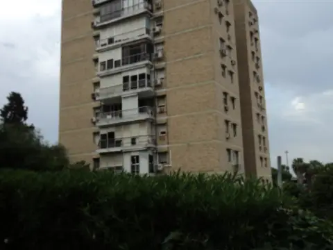 Piso en calle de Ramón y Cajal