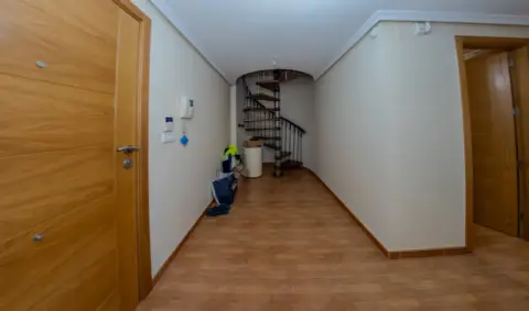 Dúplex en calle del Cine