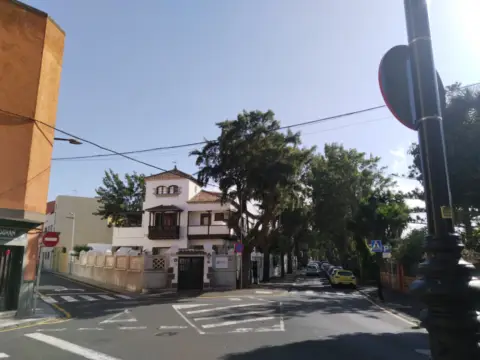 Piso en calle Cabrera Pinto