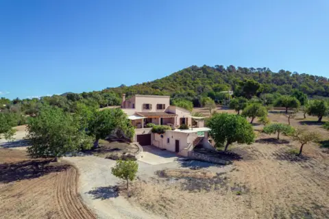 Chalet rústico en Polígono 61