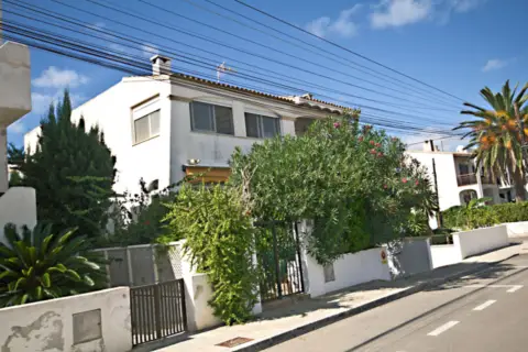 Casa pareada en Carrer de Sant Francesc d'Asis