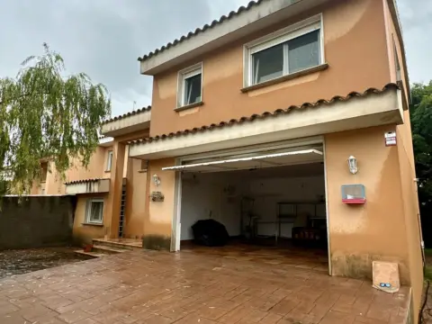 Chalet en calle Moreres