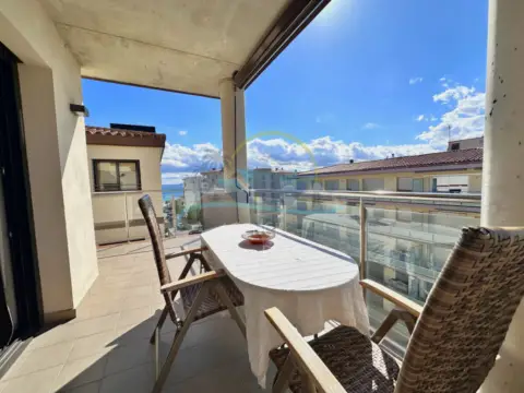 Ático en Carrer de Jacinto Benavente