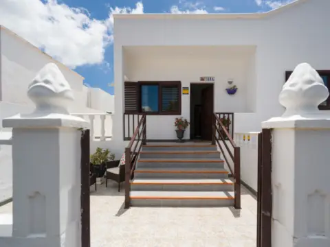 Casa en calle Bartolome Martin