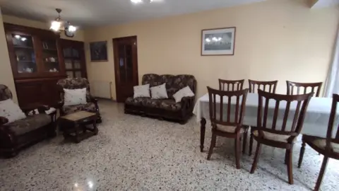 Piso en Rúa Pintor Laxeiro, 29
