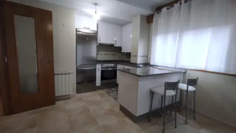 Apartamento en Avenida Xosé Cuíña, 3