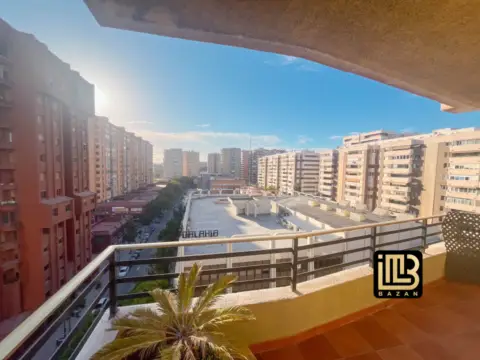 Apartamento en calle Compositor Lehmberg Ruiz