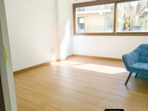 Local comercial en calle de las Comedias