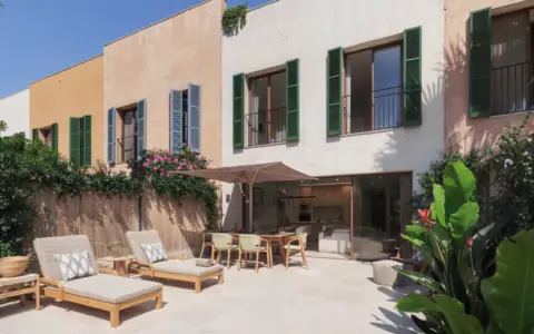 Casa adosada en calle Francesc Talladas ´Historiador´