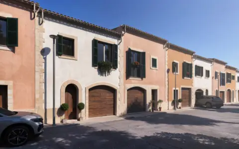 Casa adosada en calle Francesc Talladas ´Historiador´