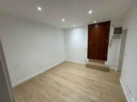 Piso en Carrer de Travau
