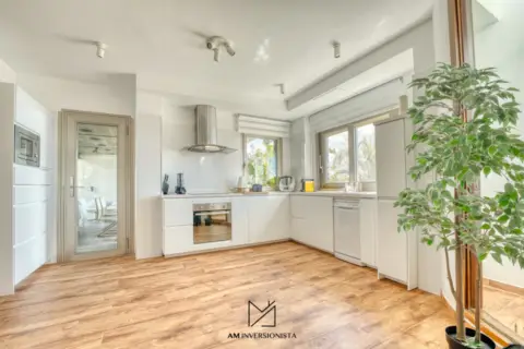 Chalet en calle Drago