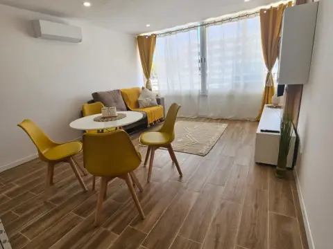 Piso en Avenida de José Miguel Galván Bello