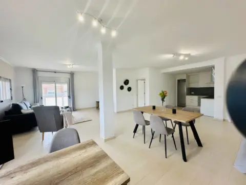 Piso en calle Cardón