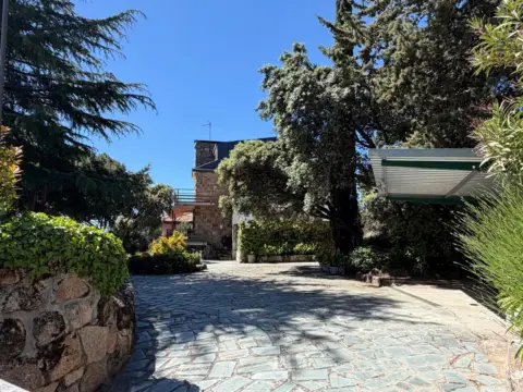 Chalet unifamiliar en calle de Antonio Maura