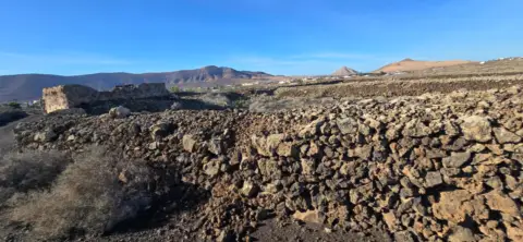 Terreno en calle del Montaña de la Arena