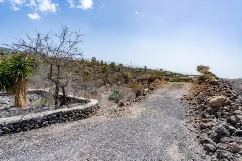 Terreno en calle Poligono 1 Chio Guia de Isora