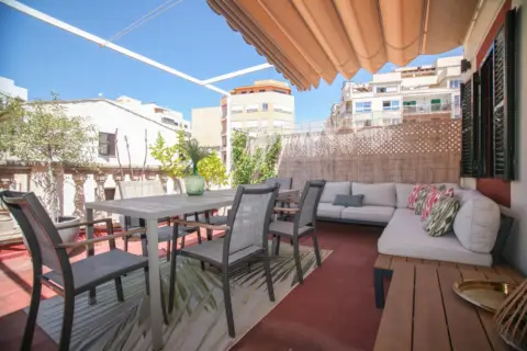 Piso en Carrer de la Reina Constança