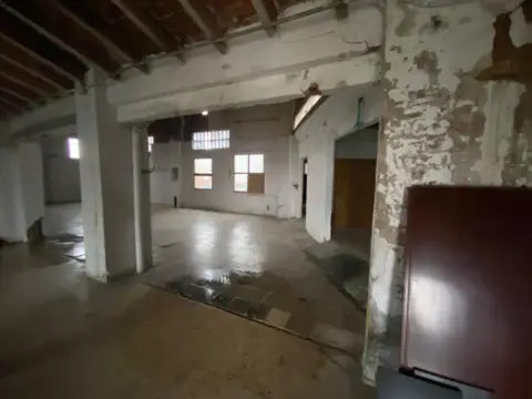 Nave comercial en Carrer Sant Vicent Ferrer