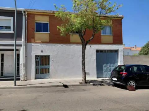 Casa en calle de San Isidro