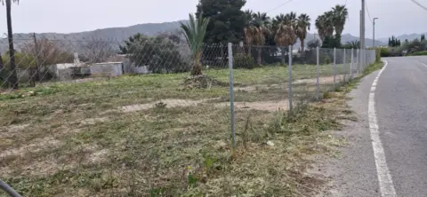 Terreno en Camino Viejo de Orihuela