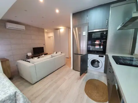 Apartamento en calle de Francisco Bergamín, 39